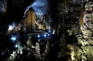 Paradise Cave in Phong Nha Ke Bang National Park