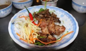 11Bun Thit Nuong - Hue grilled pork noodle