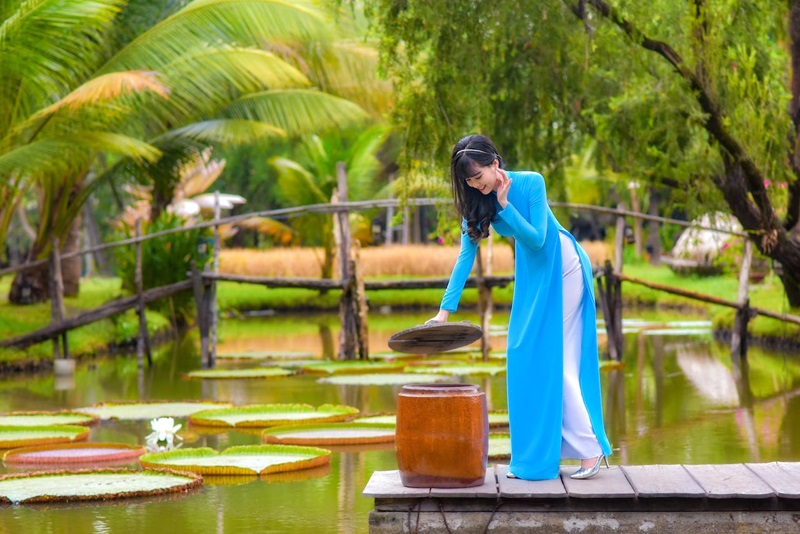 vietnamese outfit for female