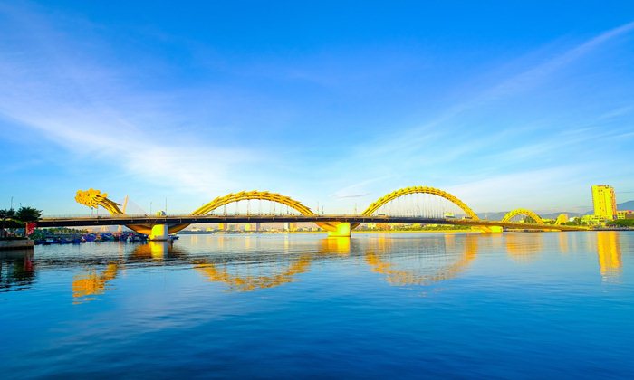 dragon bridge Vietnam