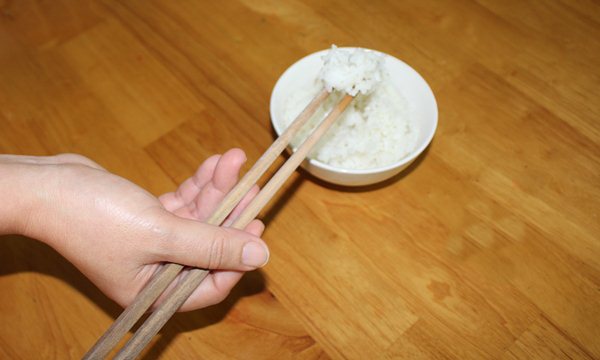 chopsticks in vietnam