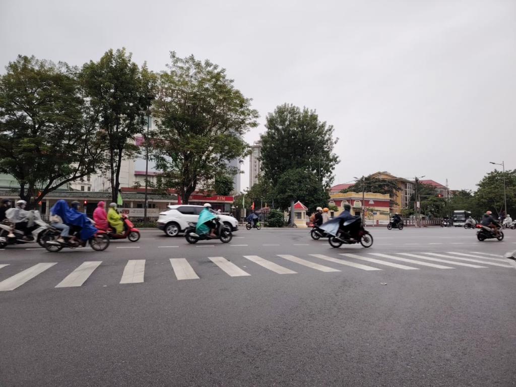 street life in monsoon in vietnam