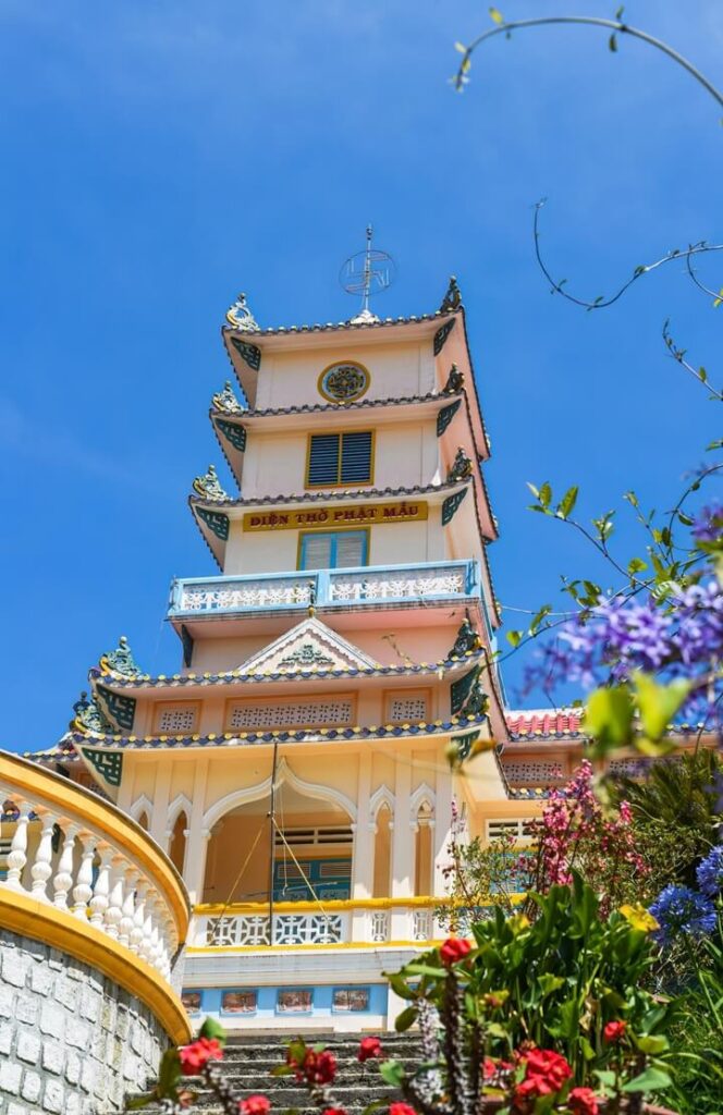 cao dai temple