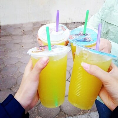 drink sugarcane juice