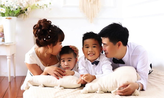 vietnamese family