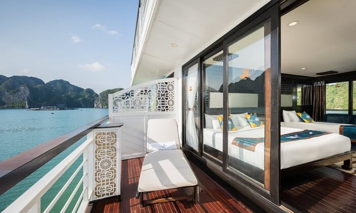 aquamarine cruise room balcony