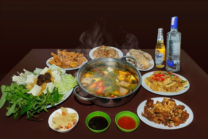 duck hotpot hanoi hung hanh restaurant